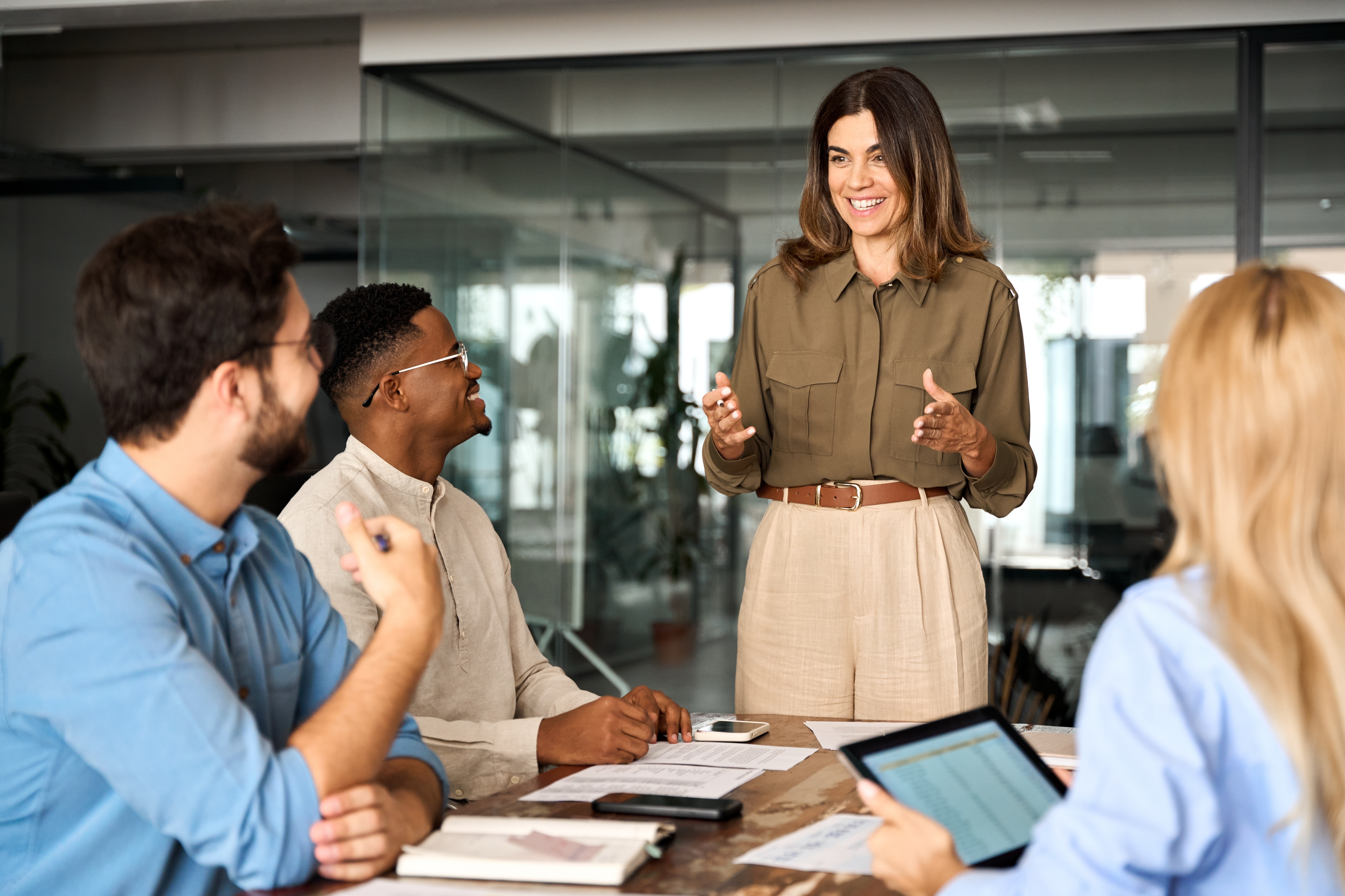 marketing-leadership-fractional-cmo-plastics-industry